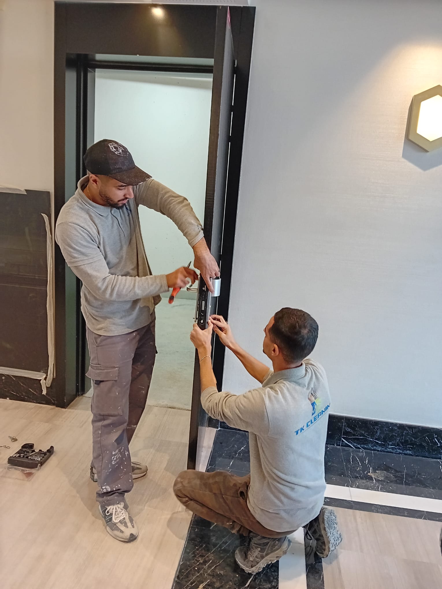 Plafonds et Boiserie avec TK Cleaning